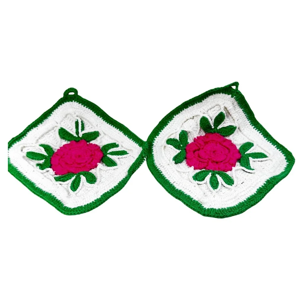 Vintage Handmade Crochet Rose Potholders Set of 2 Pink Green White Cottagecore